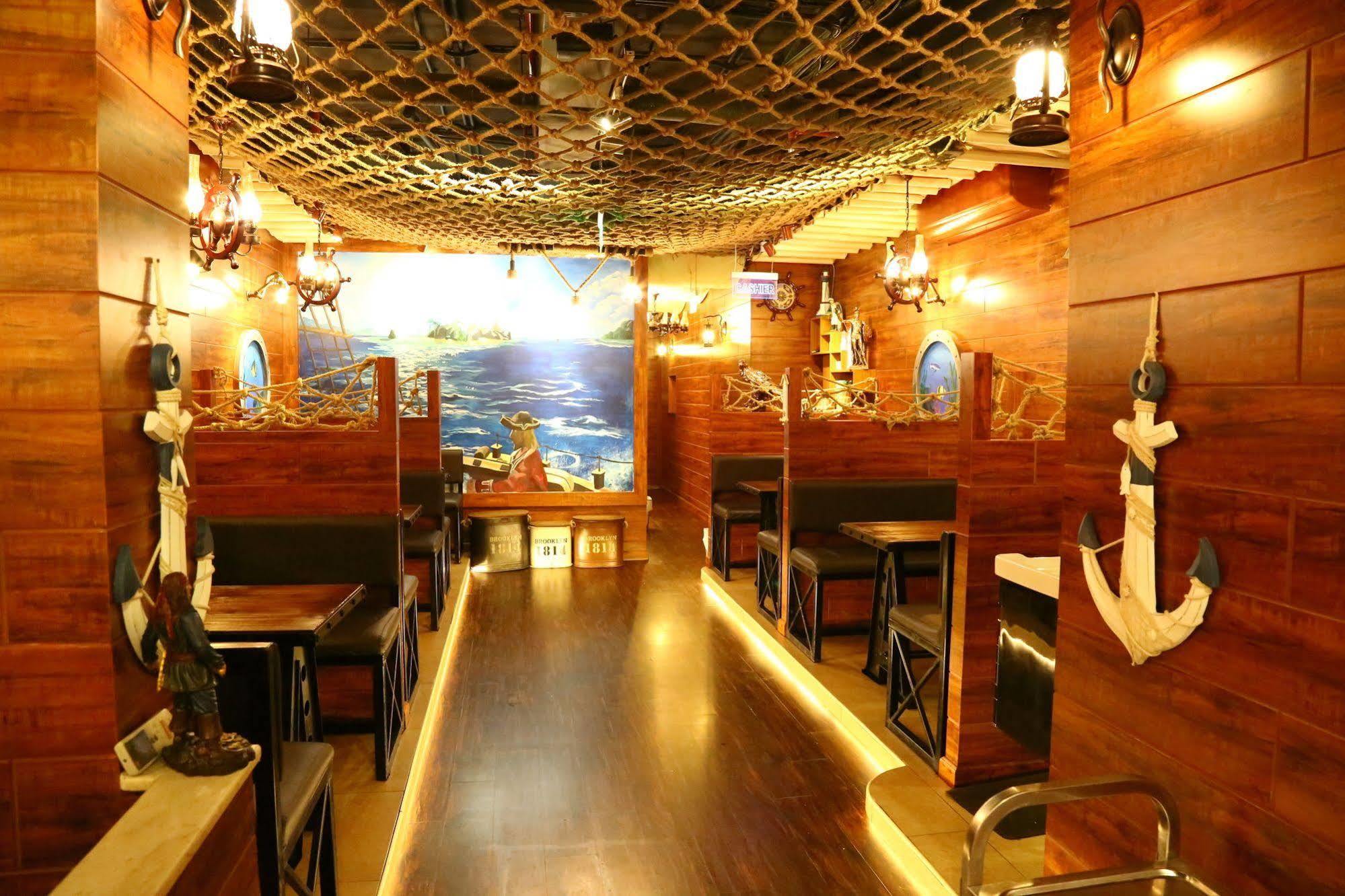 Golden Square Hotel Apartments Ντουμπάι Εξωτερικό φωτογραφία