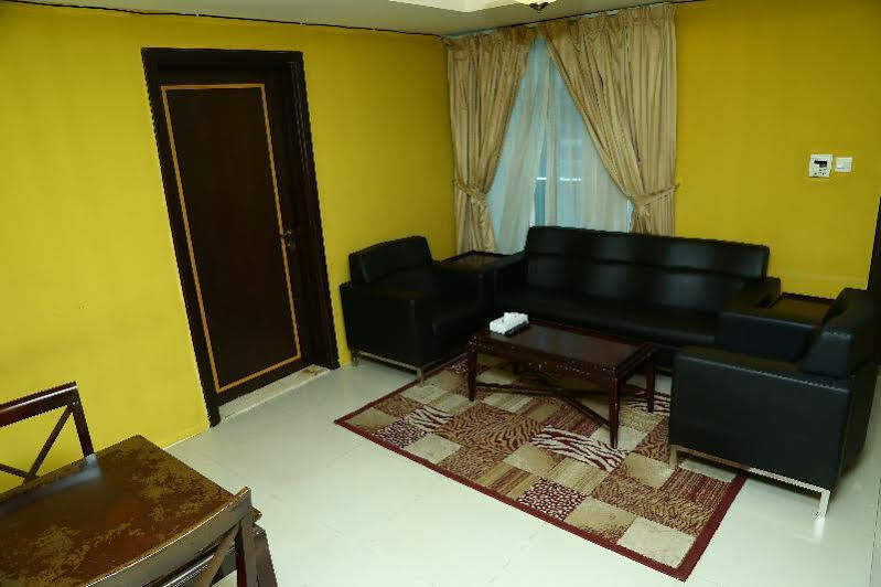 Golden Square Hotel Apartments Ντουμπάι Εξωτερικό φωτογραφία